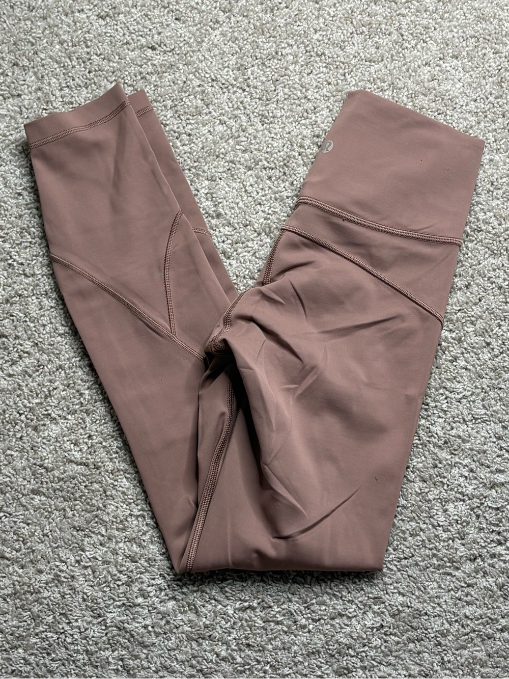 Lululemon In Movement Tight 25" *Everlux